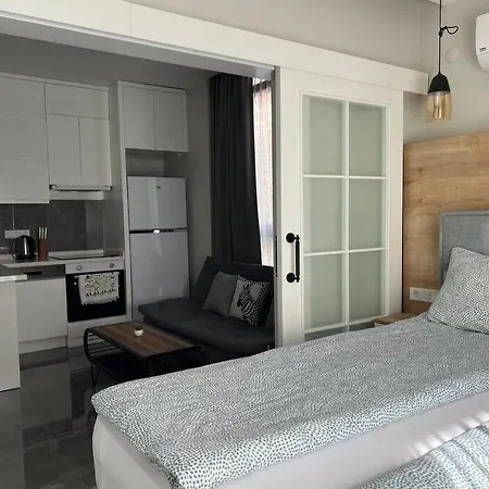 Camelia 5- Beautiful 1+1 On Cleopatra 公寓 *