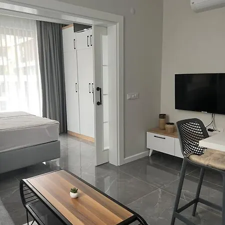 Camelia 5- Beautiful 1+1 On Cleopatra